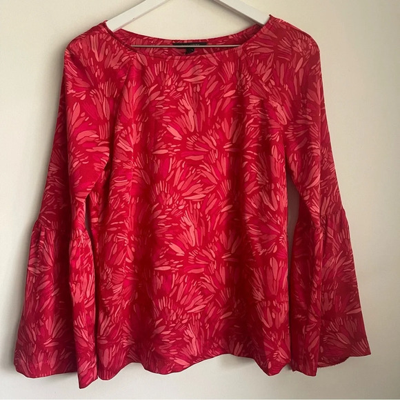 Banana Republic red bell sleeve blouse size small - Picture 1 of 5